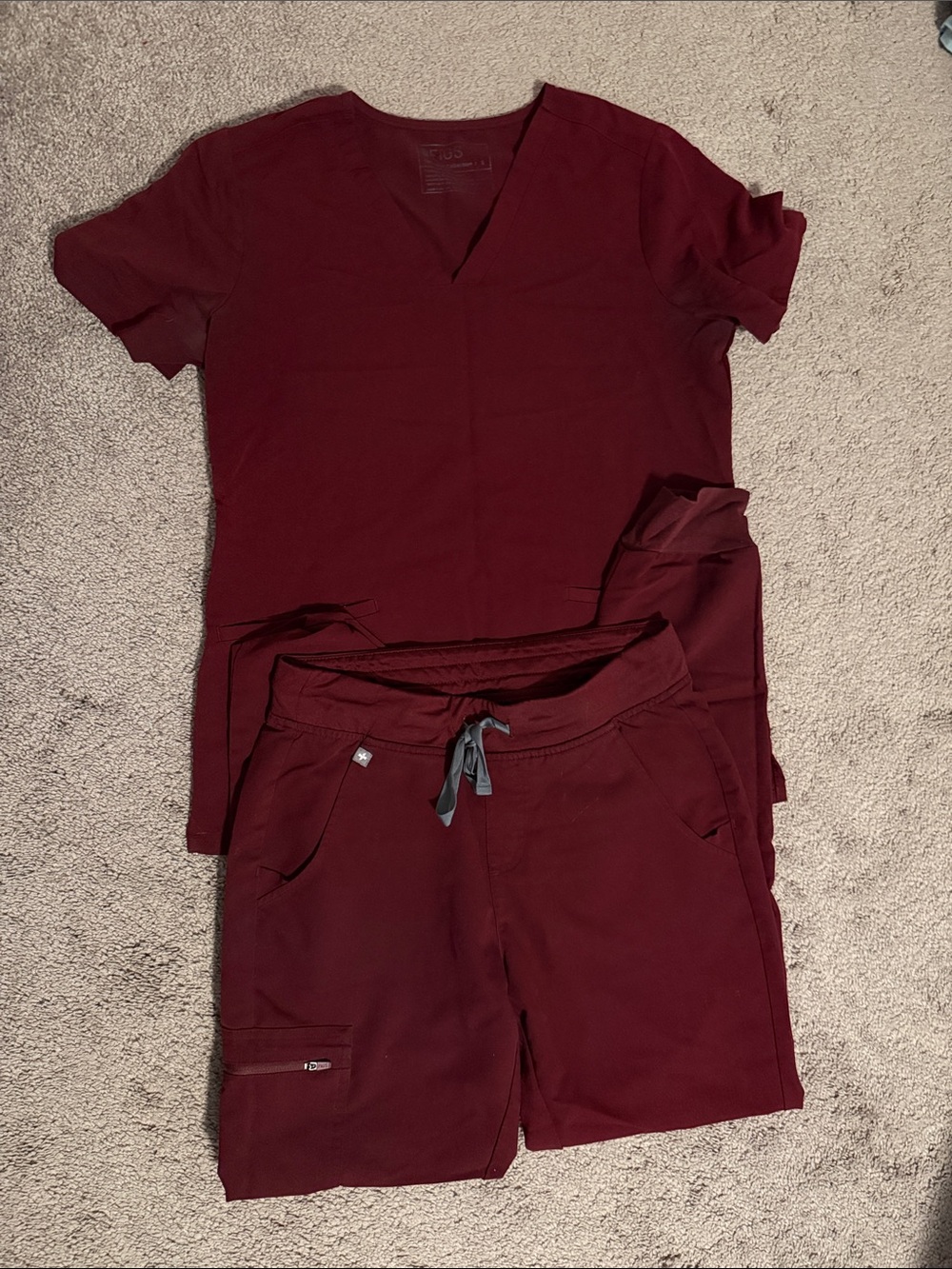 Figs Maroon Scrub jogger set